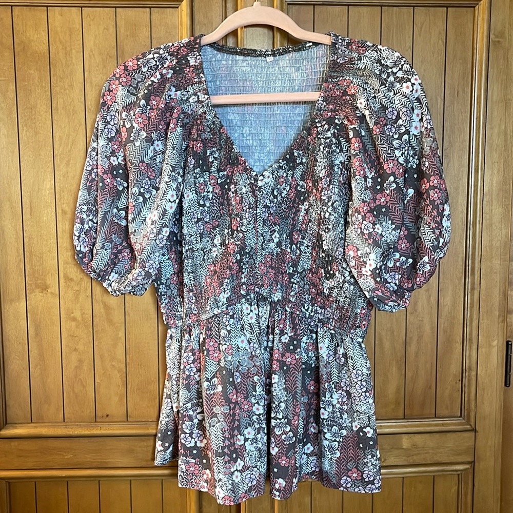 Ruched floral top